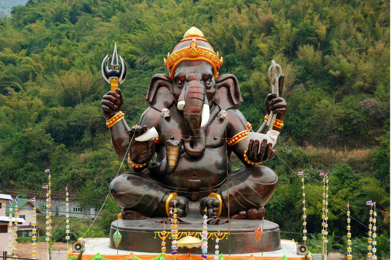 Testa e Corpo della Divinità Ganesh